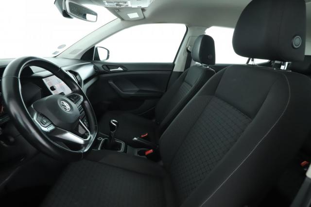 Volkswagen T-Cross image 6