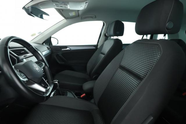 Volkswagen Tiguan image 9