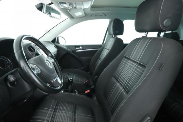 Volkswagen Tiguan image 8