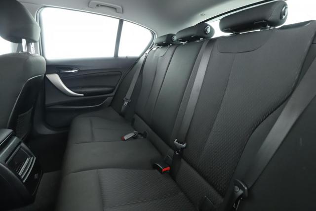 Bmw Série 1 image 3