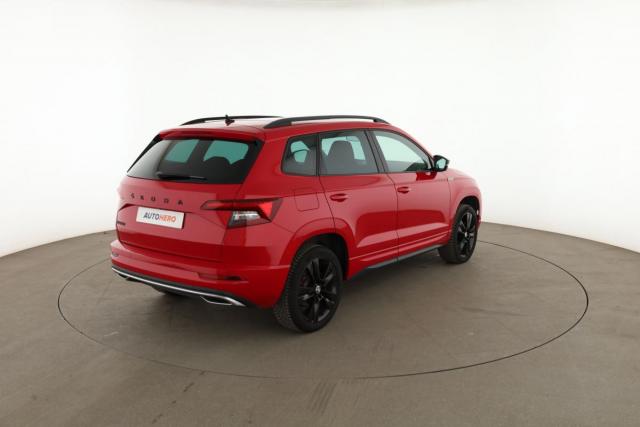 Skoda Karoq image 9