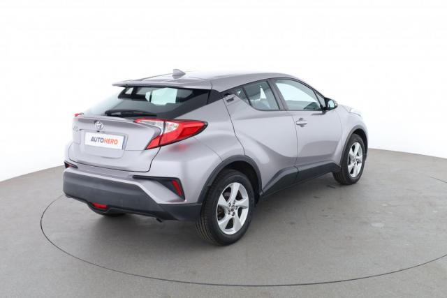Toyota C-Hr image 7