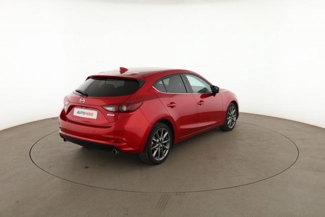 Mazda 3 image 8