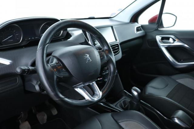 Peugeot 2008 image 5