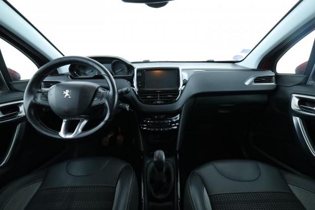 Peugeot 2008 image 4