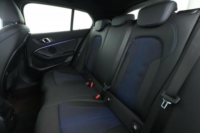 Bmw Série 1 image 1