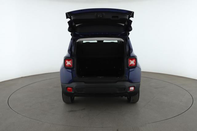 Jeep Renegade image 4