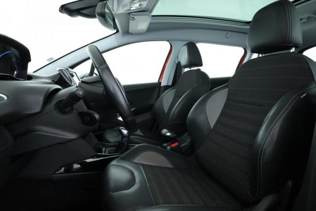 Peugeot 2008 image 3
