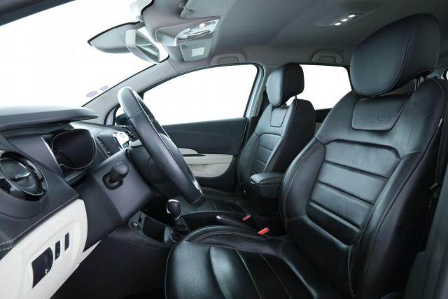 Renault Captur image 2