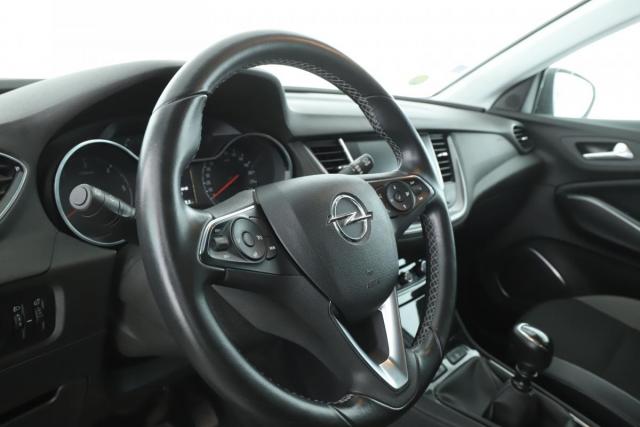 Opel Grandland X image 1