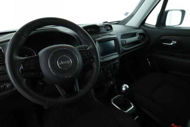 Jeep Renegade image 4
