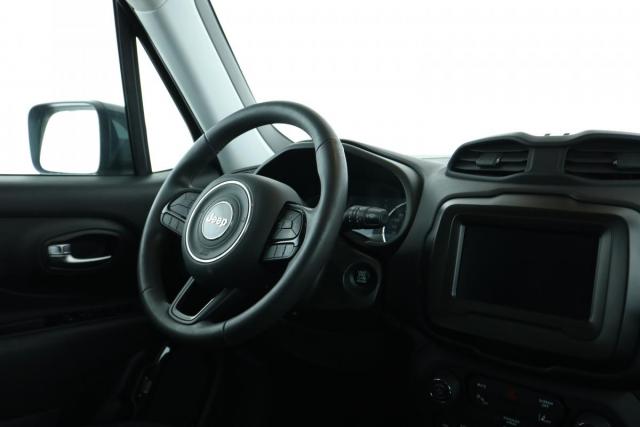 Jeep Renegade image 5
