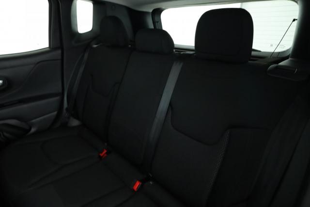 Jeep Renegade image 3