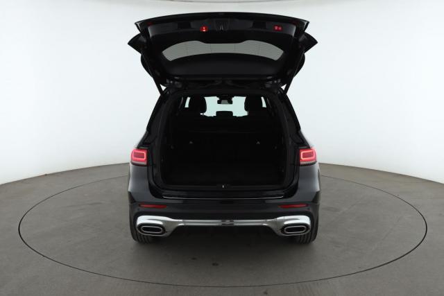 Mercedes Benz Glb image 8