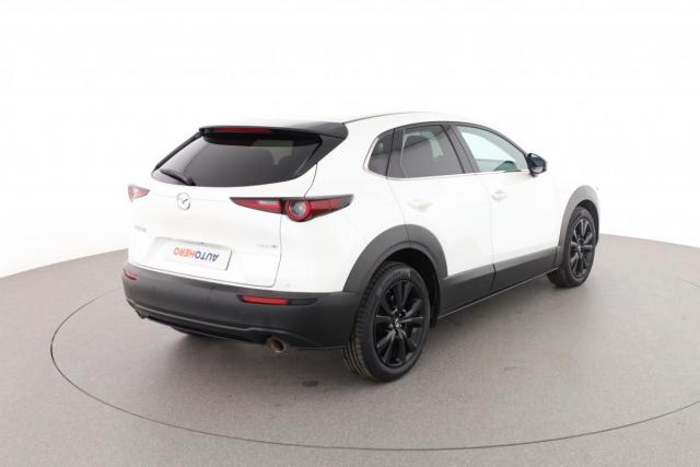 Mazda Cx-30 image 8