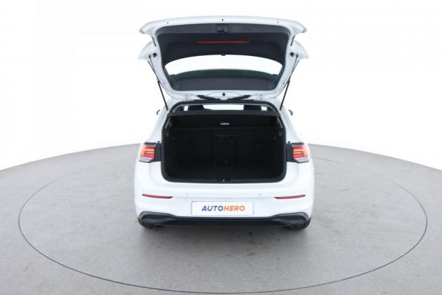 Volkswagen Golf image 5