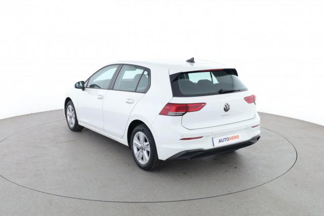 Volkswagen Golf image 8
