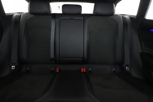 Volkswagen Arteon image 2