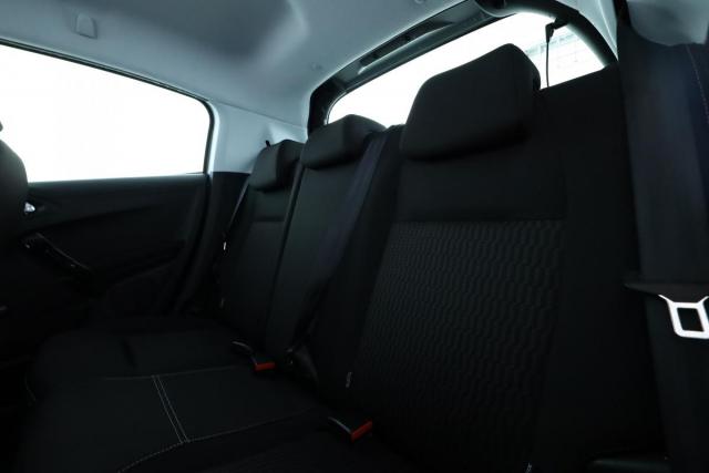 Peugeot 208 image 4