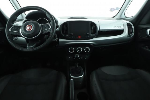 Fiat 500l image 8