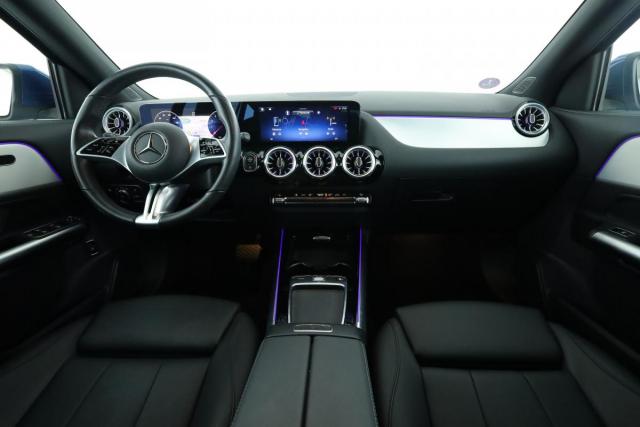 Mercedes Benz Gla image 1