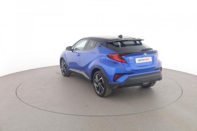 Toyota C-Hr image 8