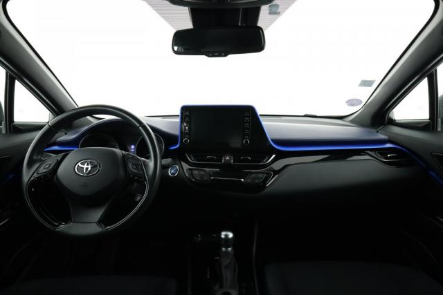 Toyota C-Hr image 4