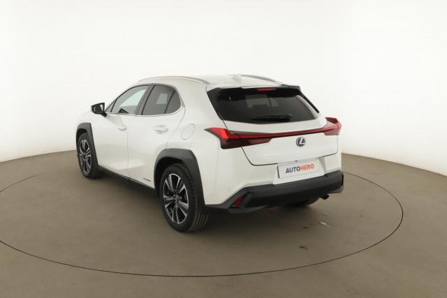 Lexus Ux image 9