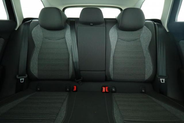 Skoda Superb Combi image 5