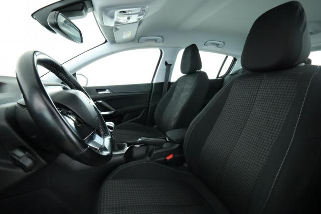 Peugeot 308 image 5