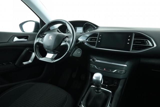Peugeot 308 image 9