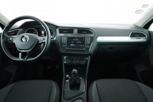 Volkswagen Tiguan image 8