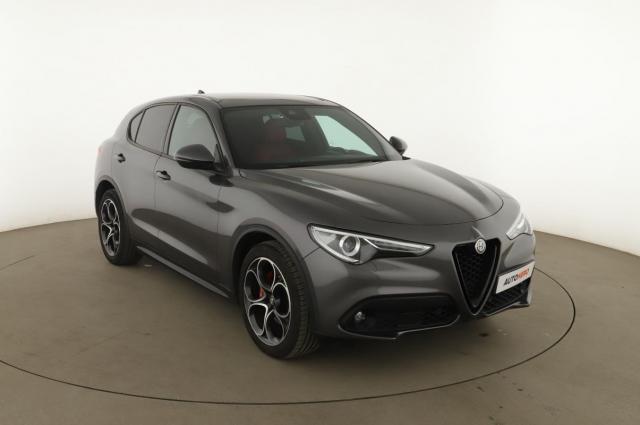 Alfa Romeo Stelvio image 5