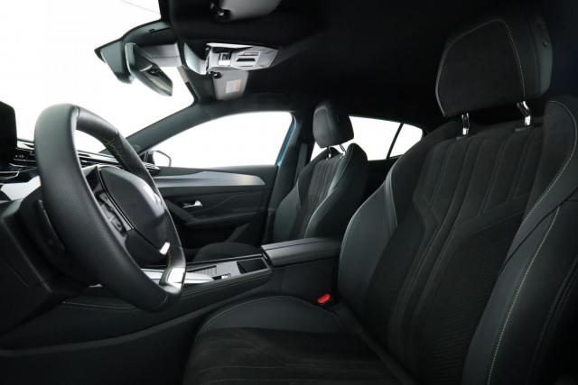 Peugeot 408 image 8