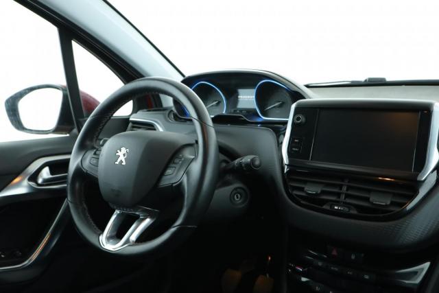 Peugeot 2008 image 5