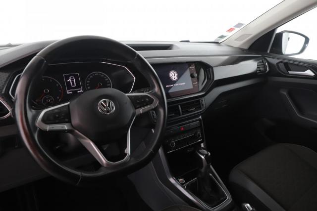 Volkswagen T-Cross image 2