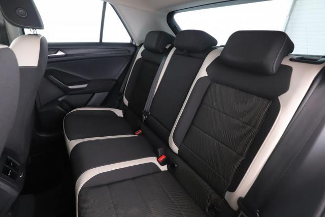 Volkswagen T-Roc image 4