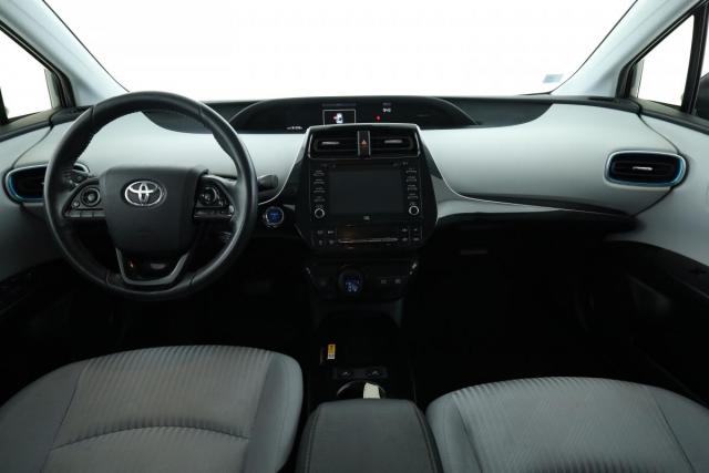 Toyota Prius image 6