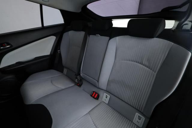 Toyota Prius image 3