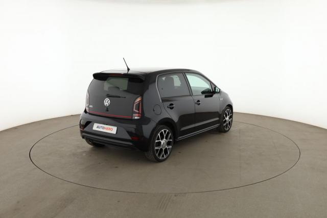 Volkswagen Up! image 2