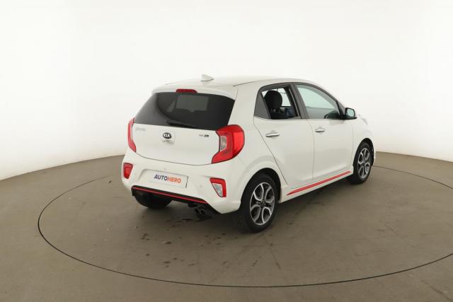 Kia Picanto image 2