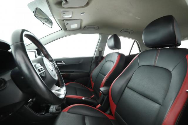 Kia Picanto image 7