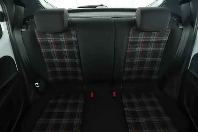 Volkswagen Up! image 6