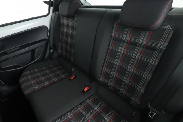 Volkswagen Up! image 4