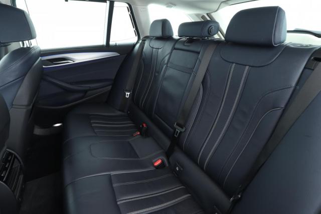 Bmw Série 5 image 8