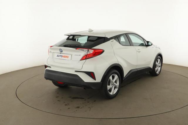 Toyota C-Hr image 1