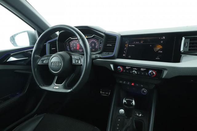 Audi A1 Sportback image 1
