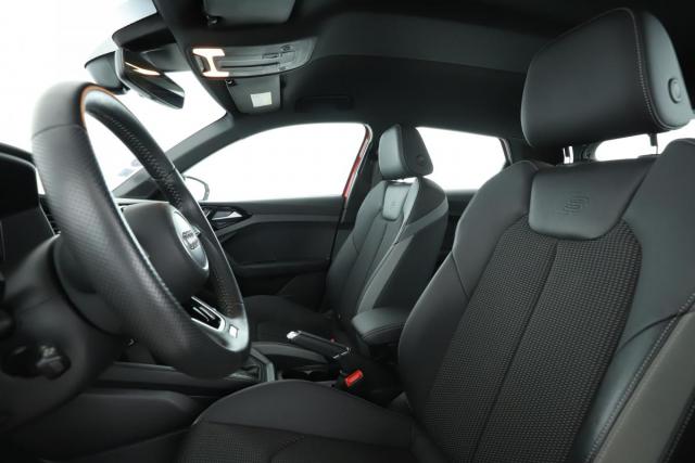 Audi A1 Sportback image 1