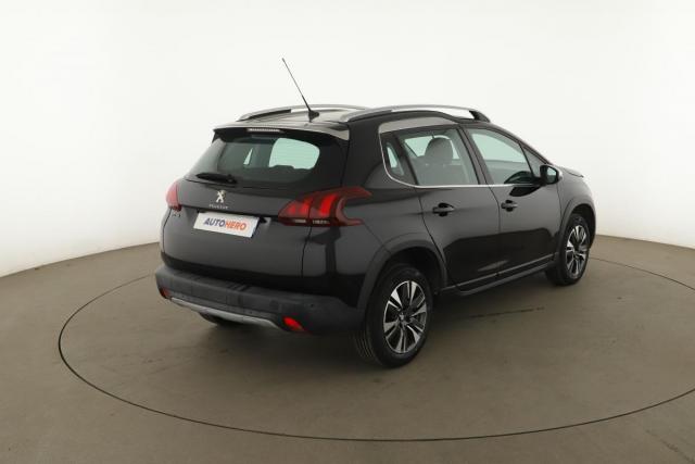 Peugeot 2008 image 3