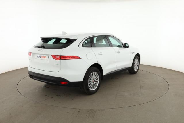 Jaguar F-Pace image 1